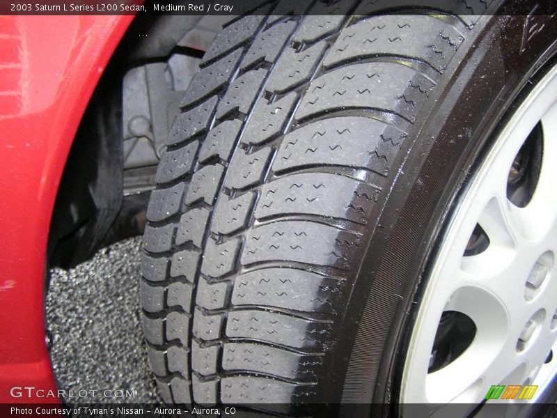 Medium Red / Gray 2003 Saturn L Series L200 Sedan