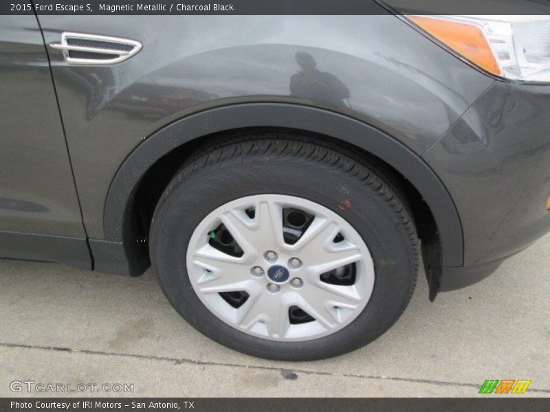 Magnetic Metallic / Charcoal Black 2015 Ford Escape S