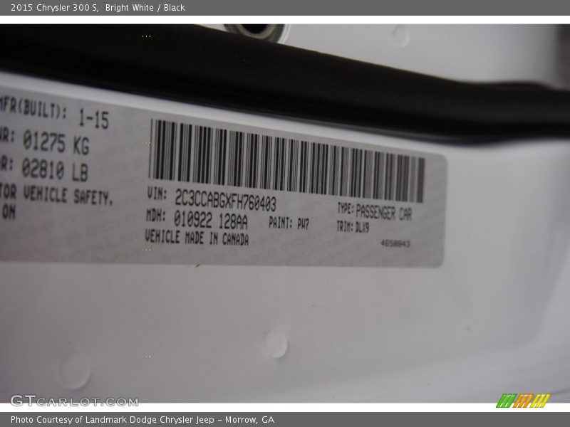 Bright White / Black 2015 Chrysler 300 S