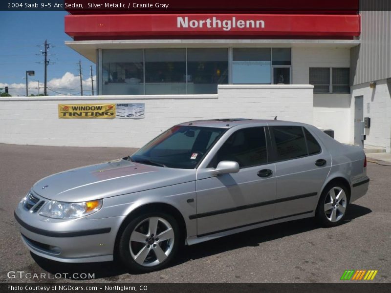 Silver Metallic / Granite Gray 2004 Saab 9-5 Arc Sedan