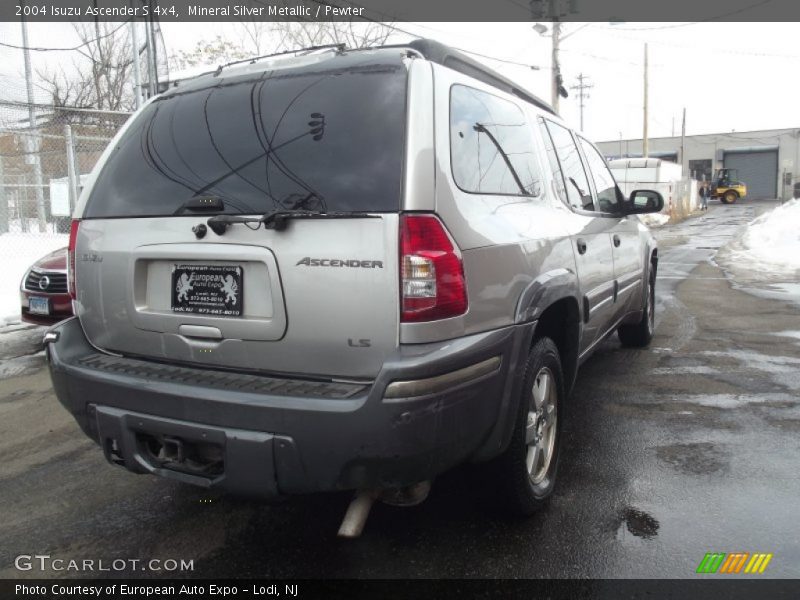 Mineral Silver Metallic / Pewter 2004 Isuzu Ascender S 4x4
