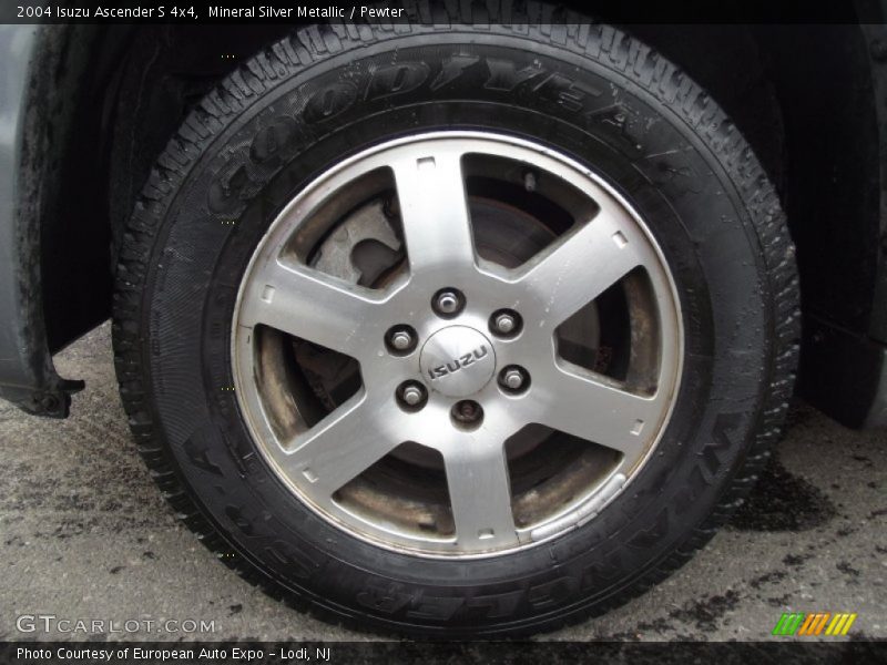 Mineral Silver Metallic / Pewter 2004 Isuzu Ascender S 4x4