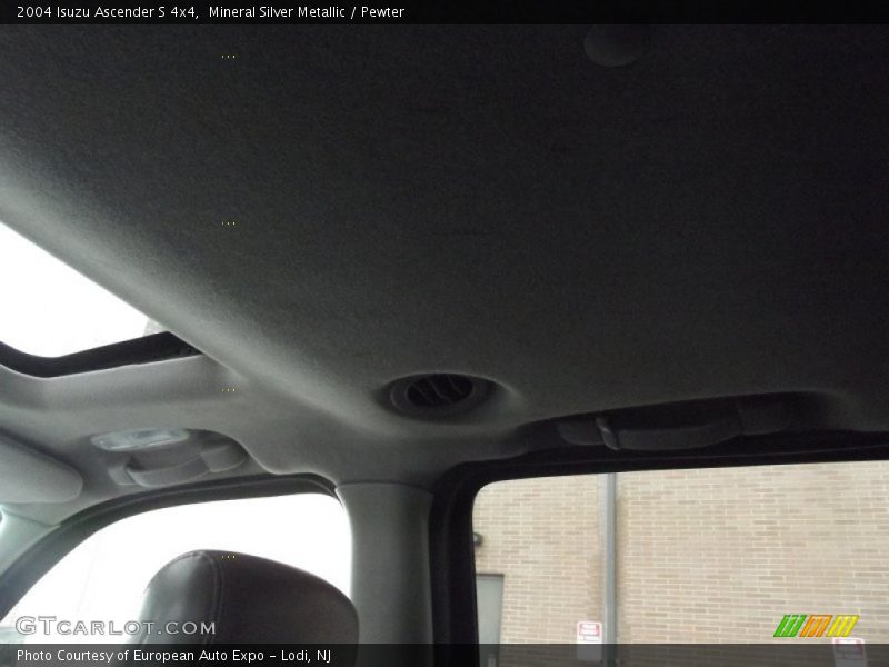 Mineral Silver Metallic / Pewter 2004 Isuzu Ascender S 4x4