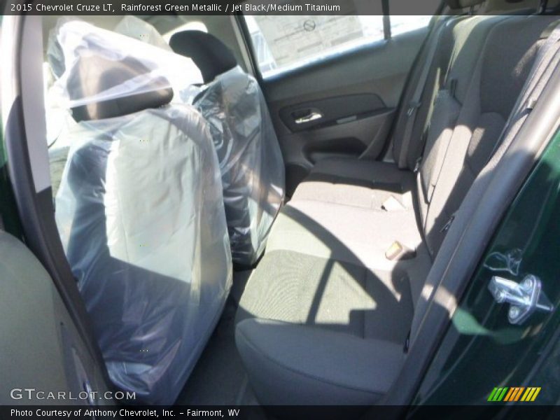 Rainforest Green Metallic / Jet Black/Medium Titanium 2015 Chevrolet Cruze LT