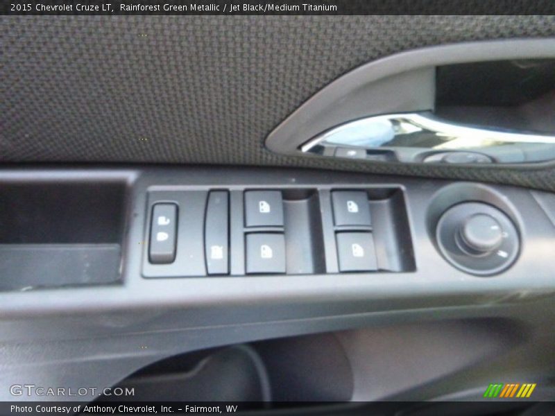 Rainforest Green Metallic / Jet Black/Medium Titanium 2015 Chevrolet Cruze LT