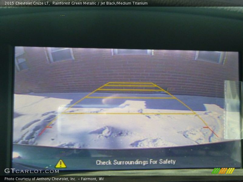 Rainforest Green Metallic / Jet Black/Medium Titanium 2015 Chevrolet Cruze LT