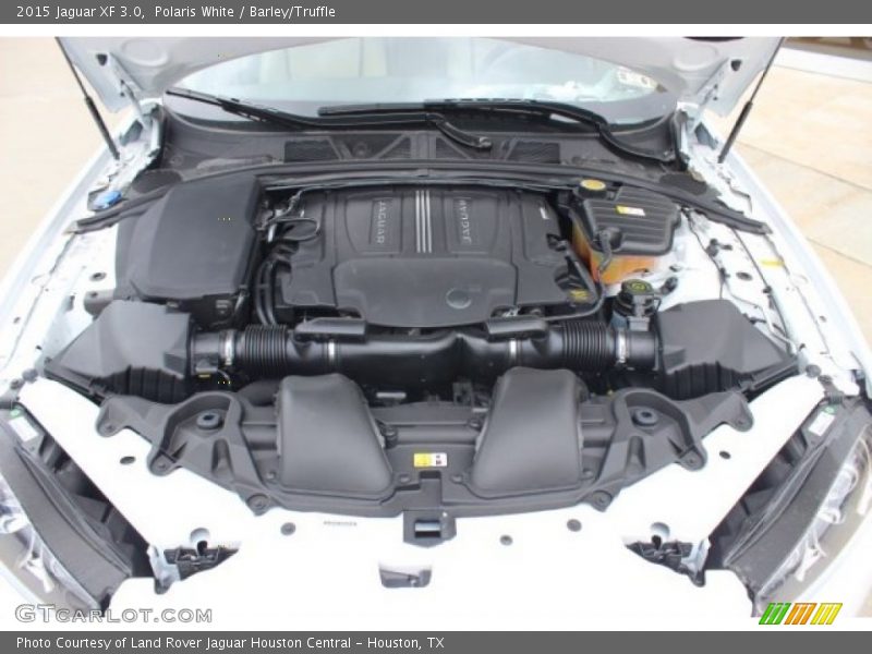 Polaris White / Barley/Truffle 2015 Jaguar XF 3.0