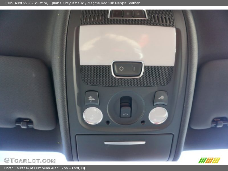 Quartz Grey Metallic / Magma Red Silk Nappa Leather 2009 Audi S5 4.2 quattro