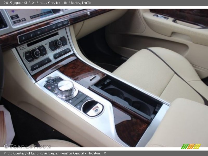 Stratus Grey Metallic / Barley/Truffle 2015 Jaguar XF 3.0
