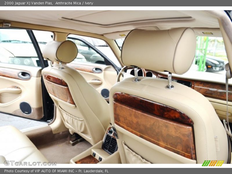 Anthracite Mica / Ivory 2000 Jaguar XJ Vanden Plas