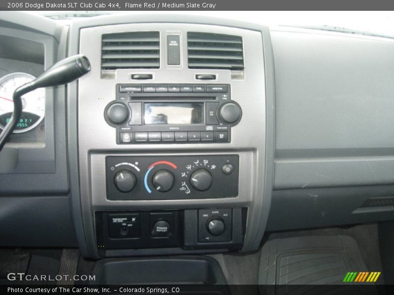 Flame Red / Medium Slate Gray 2006 Dodge Dakota SLT Club Cab 4x4