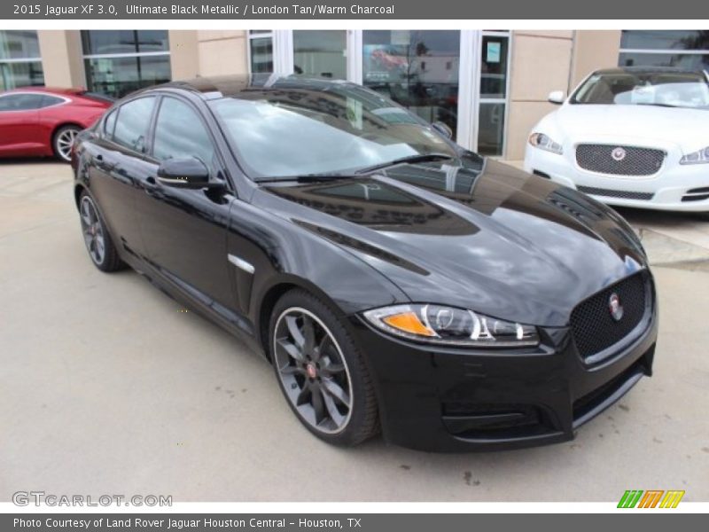 Front 3/4 View of 2015 XF 3.0