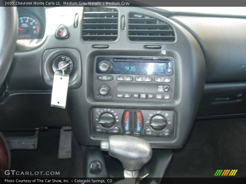 Medium Gray Metallic / Medium Gray 2005 Chevrolet Monte Carlo LS