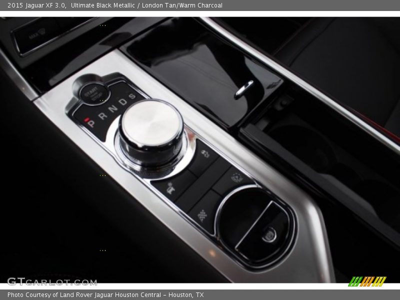  2015 XF 3.0 8 Speed Automatic Shifter