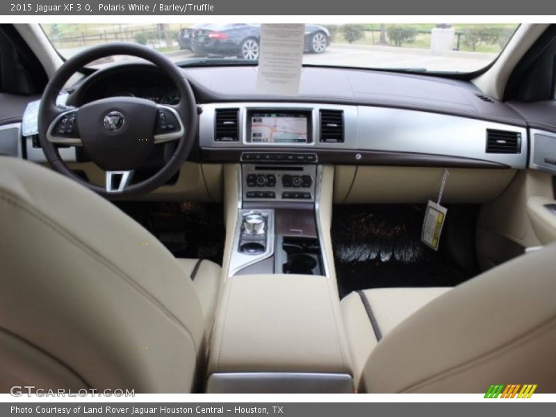 Polaris White / Barley/Truffle 2015 Jaguar XF 3.0