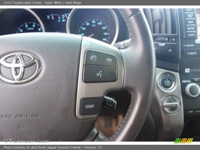 Controls of 2010 Land Cruiser 