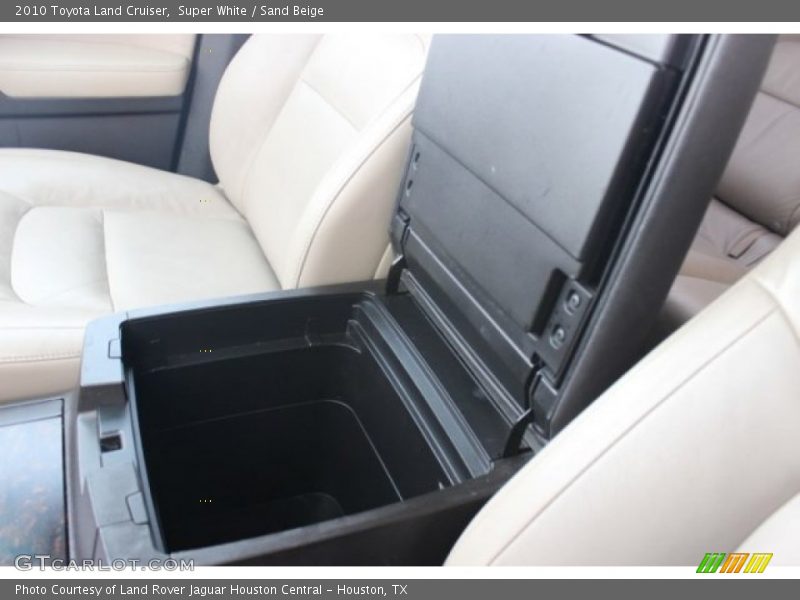 Super White / Sand Beige 2010 Toyota Land Cruiser