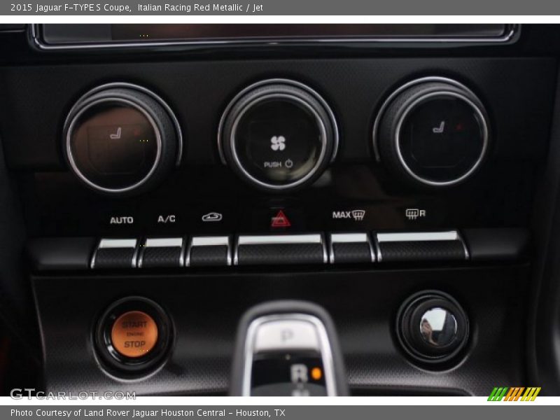 Controls of 2015 F-TYPE S Coupe