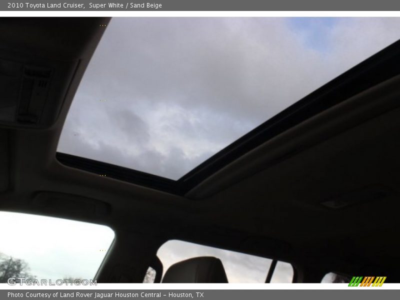 Super White / Sand Beige 2010 Toyota Land Cruiser