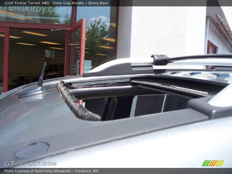 Stone Gray Metallic / Ebony Black 2006 Pontiac Torrent AWD