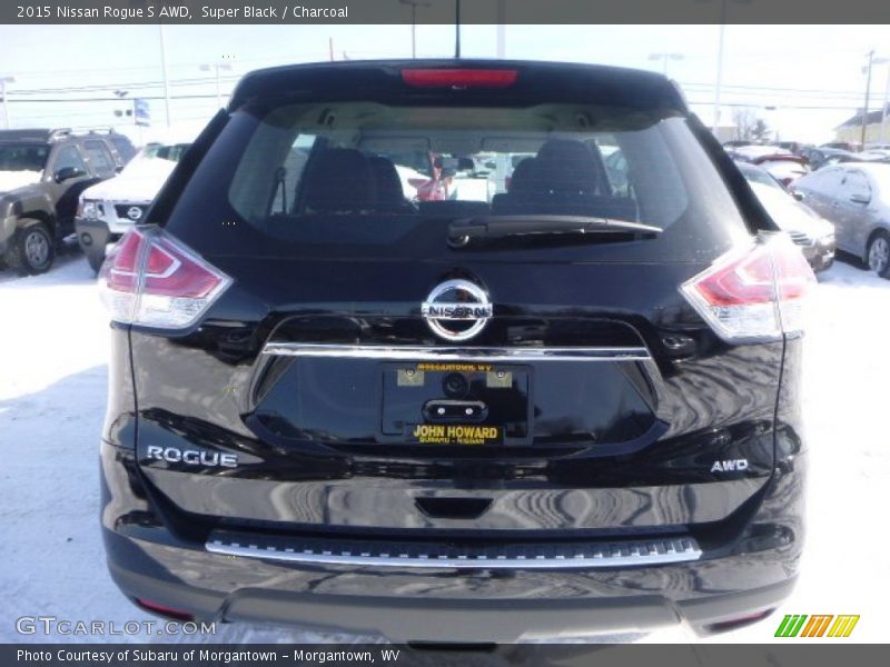 Super Black / Charcoal 2015 Nissan Rogue S AWD