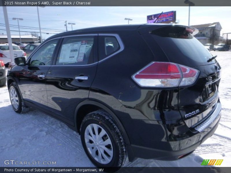 Super Black / Charcoal 2015 Nissan Rogue S AWD