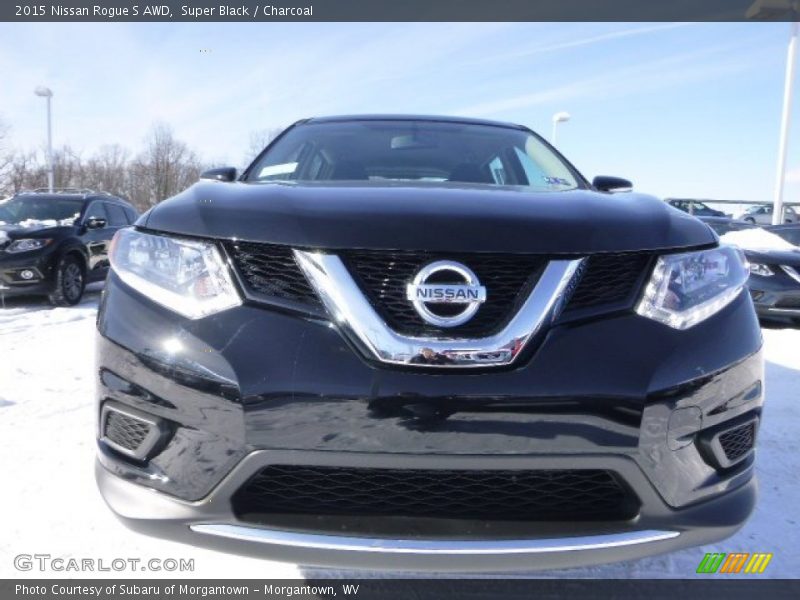 Super Black / Charcoal 2015 Nissan Rogue S AWD