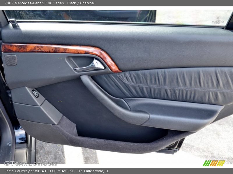 Black / Charcoal 2002 Mercedes-Benz S 500 Sedan