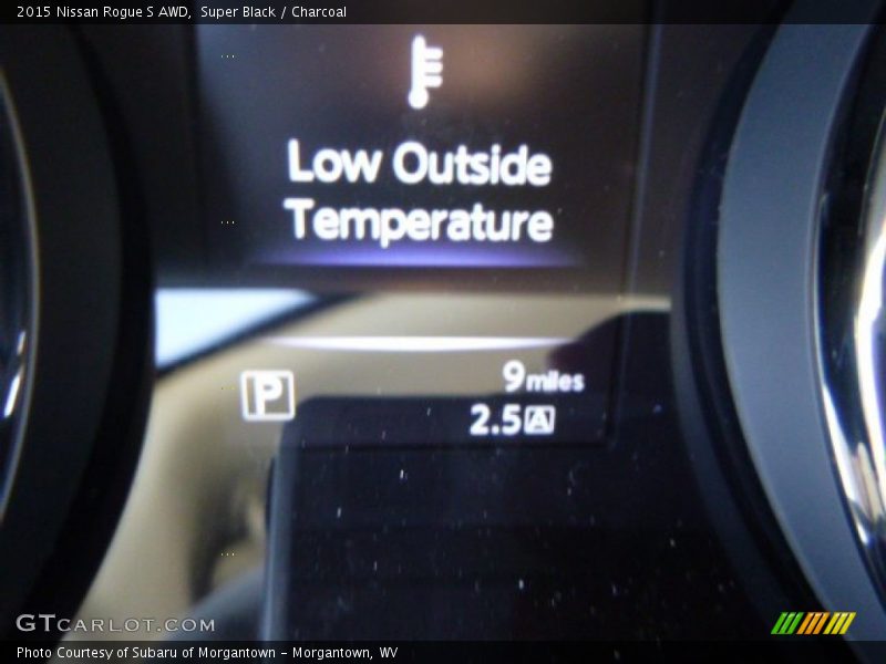 Super Black / Charcoal 2015 Nissan Rogue S AWD