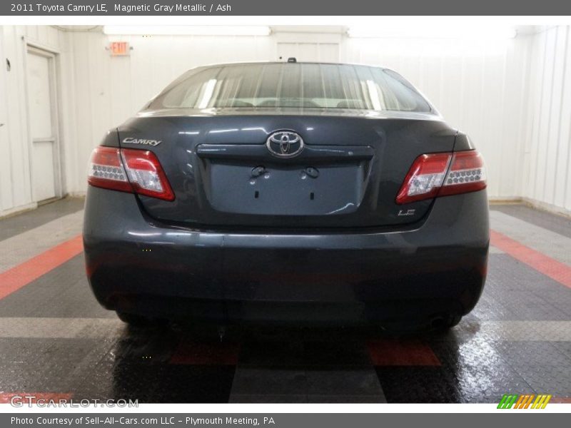 Magnetic Gray Metallic / Ash 2011 Toyota Camry LE