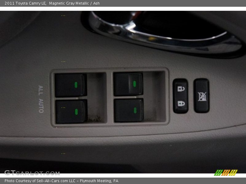 Magnetic Gray Metallic / Ash 2011 Toyota Camry LE