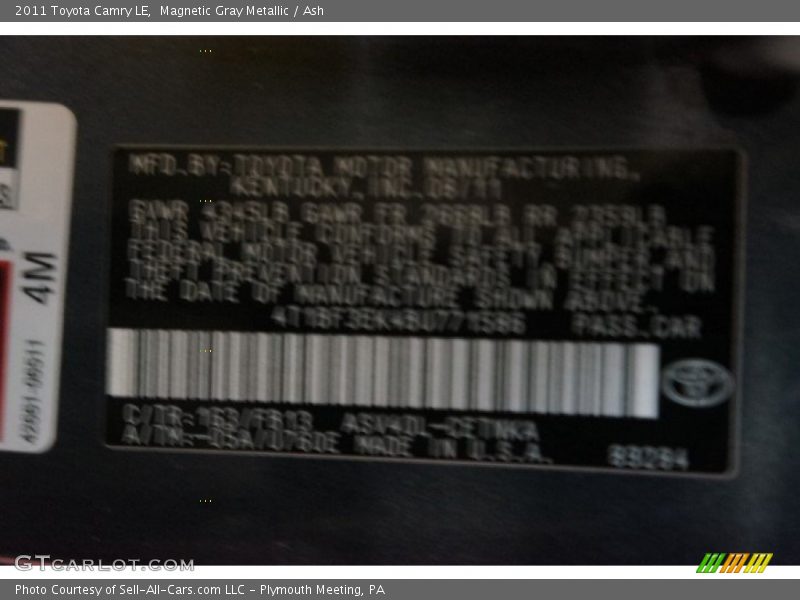 Magnetic Gray Metallic / Ash 2011 Toyota Camry LE