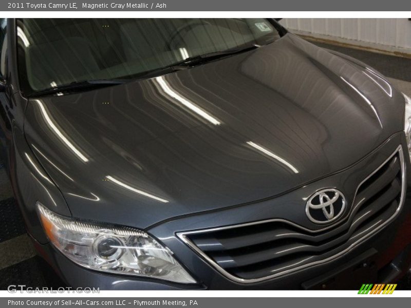 Magnetic Gray Metallic / Ash 2011 Toyota Camry LE