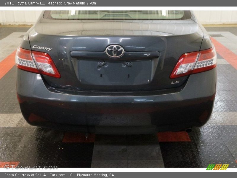 Magnetic Gray Metallic / Ash 2011 Toyota Camry LE
