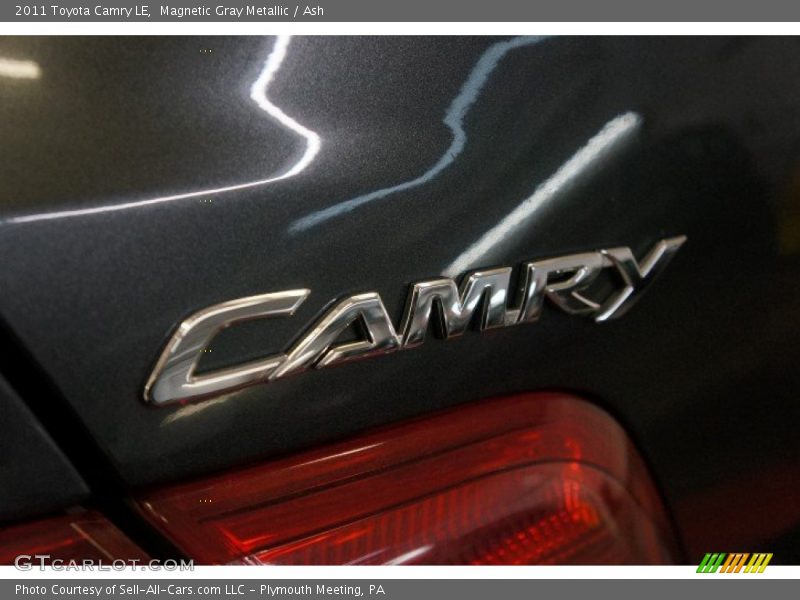 Magnetic Gray Metallic / Ash 2011 Toyota Camry LE