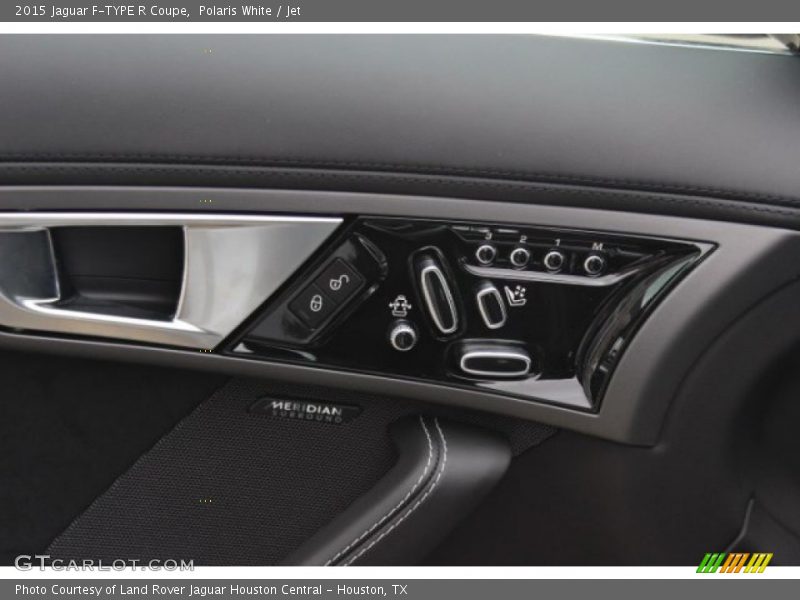 Polaris White / Jet 2015 Jaguar F-TYPE R Coupe