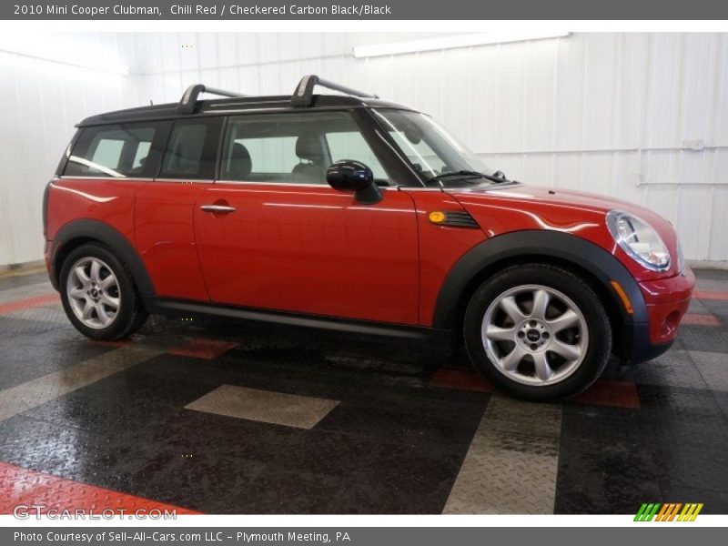 Chili Red / Checkered Carbon Black/Black 2010 Mini Cooper Clubman