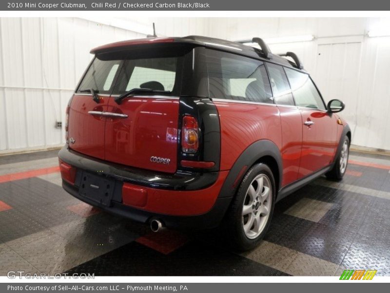 Chili Red / Checkered Carbon Black/Black 2010 Mini Cooper Clubman