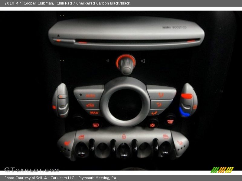 Chili Red / Checkered Carbon Black/Black 2010 Mini Cooper Clubman