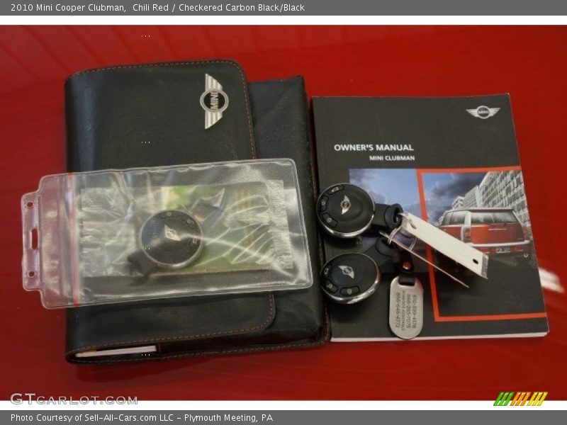Chili Red / Checkered Carbon Black/Black 2010 Mini Cooper Clubman