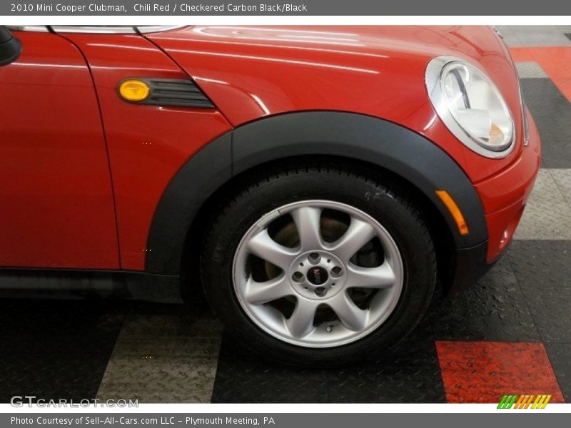 Chili Red / Checkered Carbon Black/Black 2010 Mini Cooper Clubman