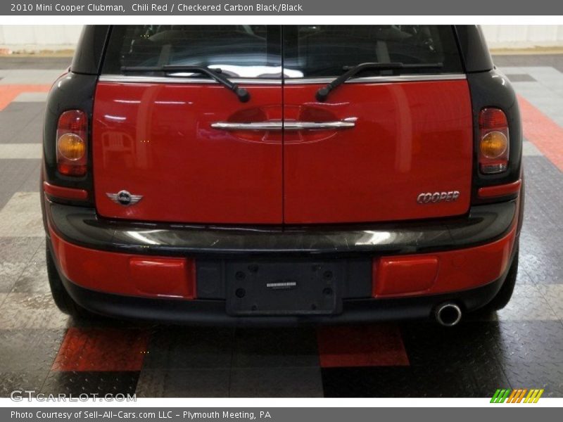 Chili Red / Checkered Carbon Black/Black 2010 Mini Cooper Clubman