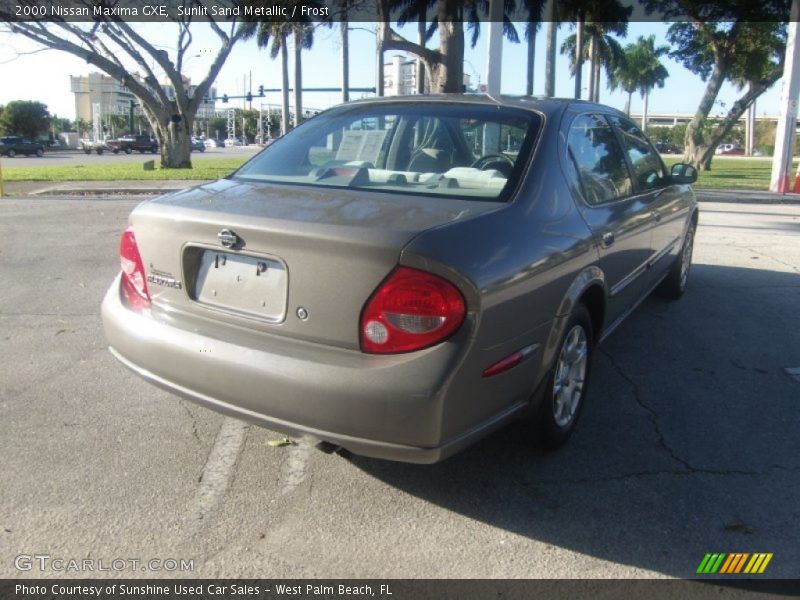 Sunlit Sand Metallic / Frost 2000 Nissan Maxima GXE