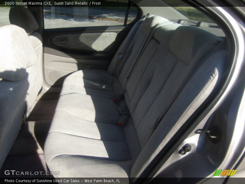 Sunlit Sand Metallic / Frost 2000 Nissan Maxima GXE