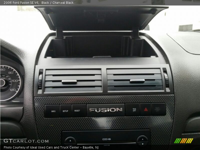 Black / Charcoal Black 2006 Ford Fusion SE V6