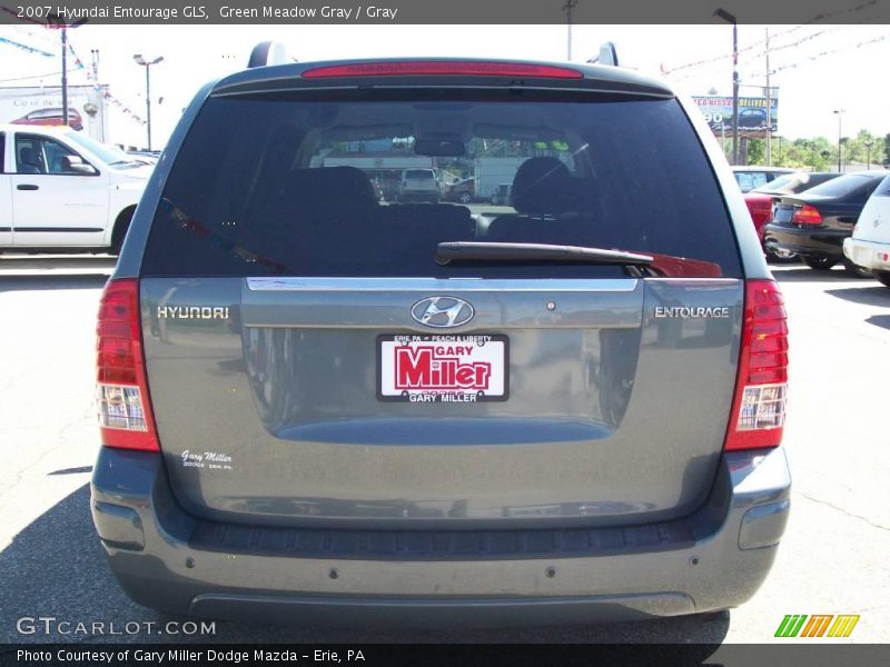 Green Meadow Gray / Gray 2007 Hyundai Entourage GLS