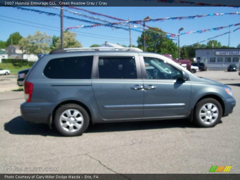 Green Meadow Gray / Gray 2007 Hyundai Entourage GLS