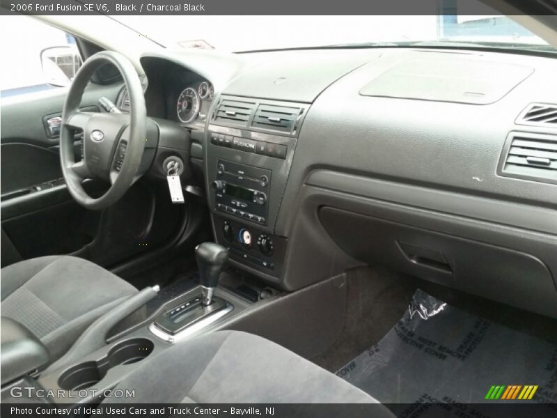 Black / Charcoal Black 2006 Ford Fusion SE V6
