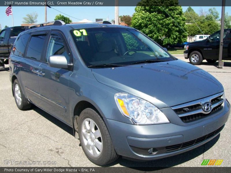 Green Meadow Gray / Gray 2007 Hyundai Entourage GLS