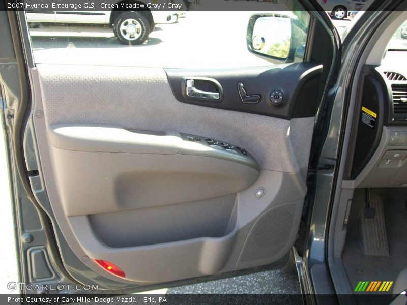 Green Meadow Gray / Gray 2007 Hyundai Entourage GLS